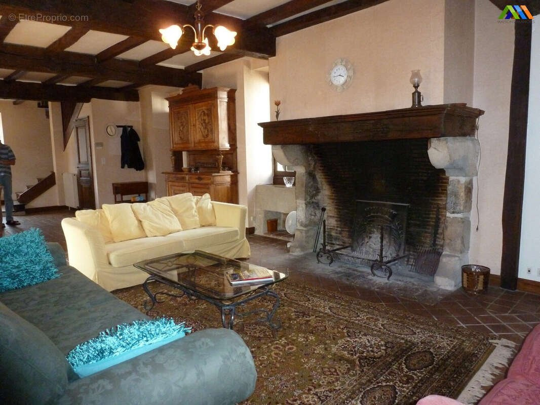 Maison 160 m² à Navarrenx  - photo 6