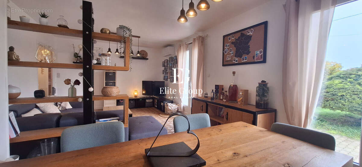 Maison à BARBEZIEUX-SAINT-HILAIRE