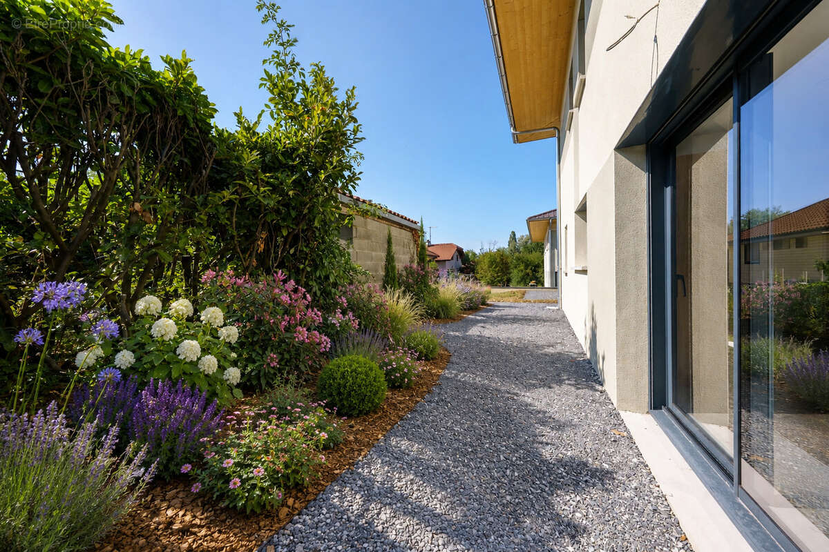 Maison - 108,1m2 - 4 pièces - photo 4