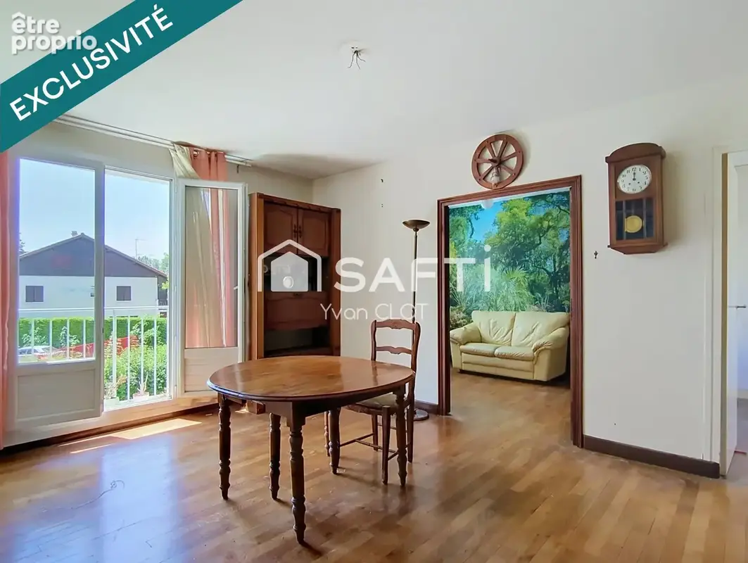 Photo 1 - Appartement à SAINT-MARTIN-D'HERES