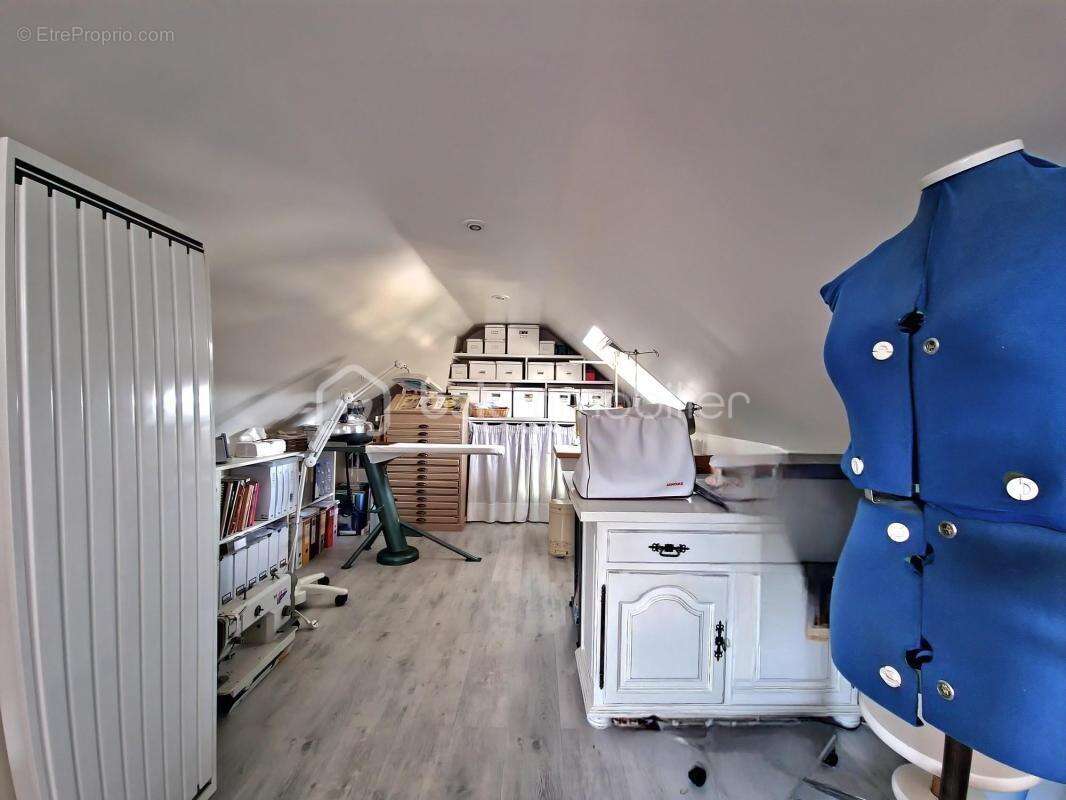 Maison familiale de charme – 153 m² habitables – 170 m² utiles – quartier recherché de la haie bertrand - photo 27