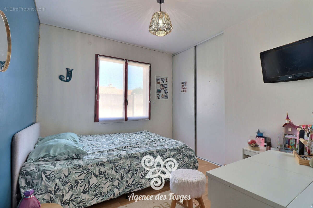 Maison La Planche bourg /  '4 chambres + bureau / Stationnement / garage /  jardin - photo 13