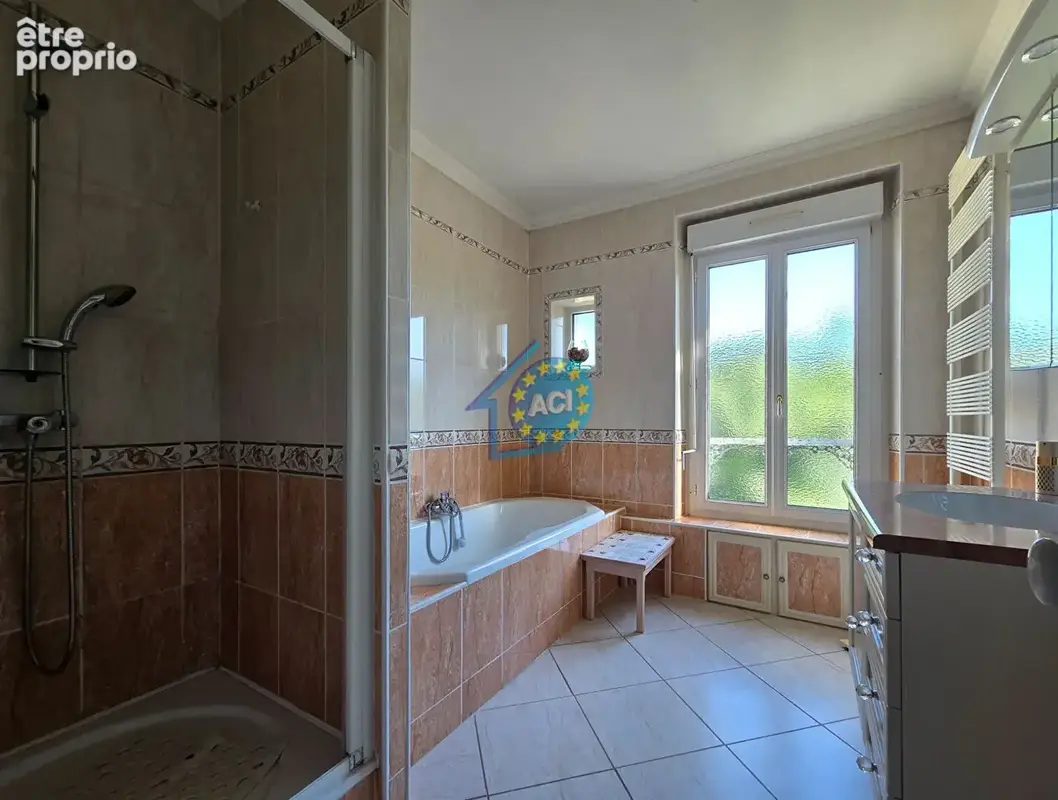 Maison Bourgeoise Mantes-la-Jolie - 128 m² hab - 5 chambres - 500 m² terrain - cave - photo 11