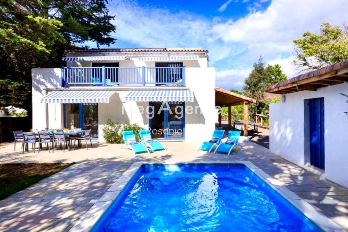 Maison à LONGEVILLE-SUR-MER