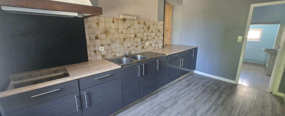 Maison avec dépendance à Saint Privat. - photo 5