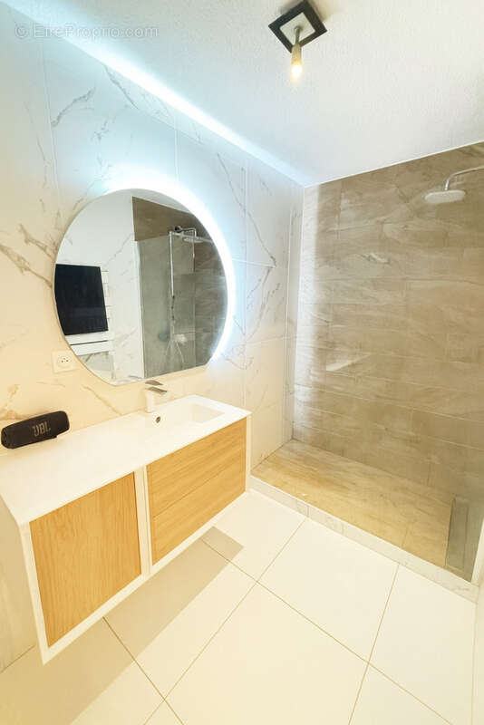 Appartement à BOURGOIN-JALLIEU