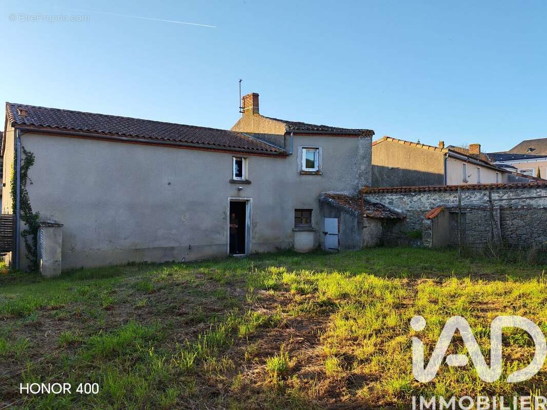Maison 75 m² à Saint-Aubin-Du-Plain  - photo 7
