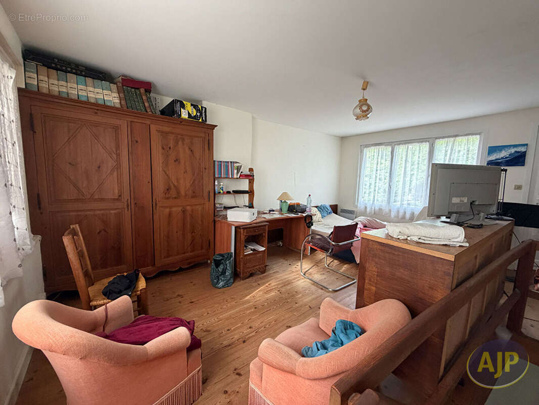 Appartement à PONS