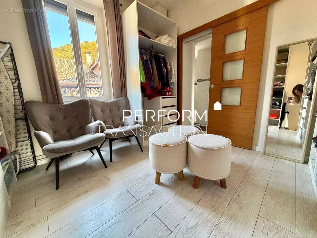 Maison à VILLARD-BONNOT