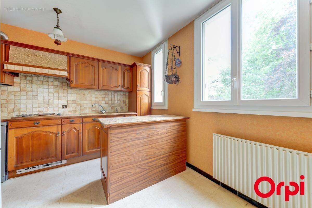 Appartement à CALUIRE-ET-CUIRE