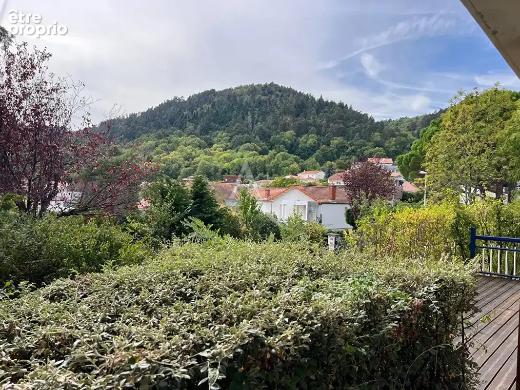 Maison à CEYRAT