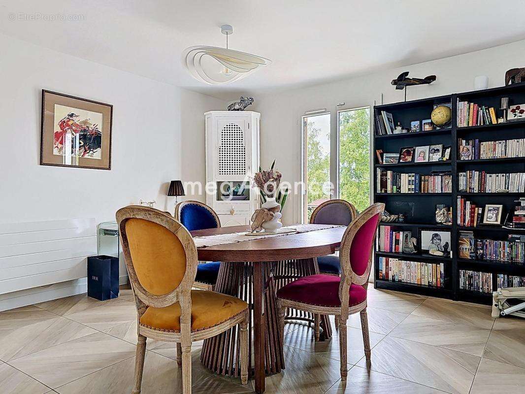 Maison à FLINS-SUR-SEINE