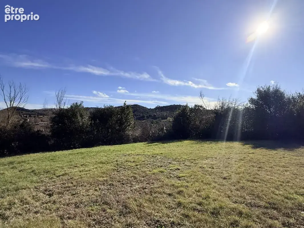 Terrain constructible - VILLENEUVE-LA-COMPTAL - photo 2