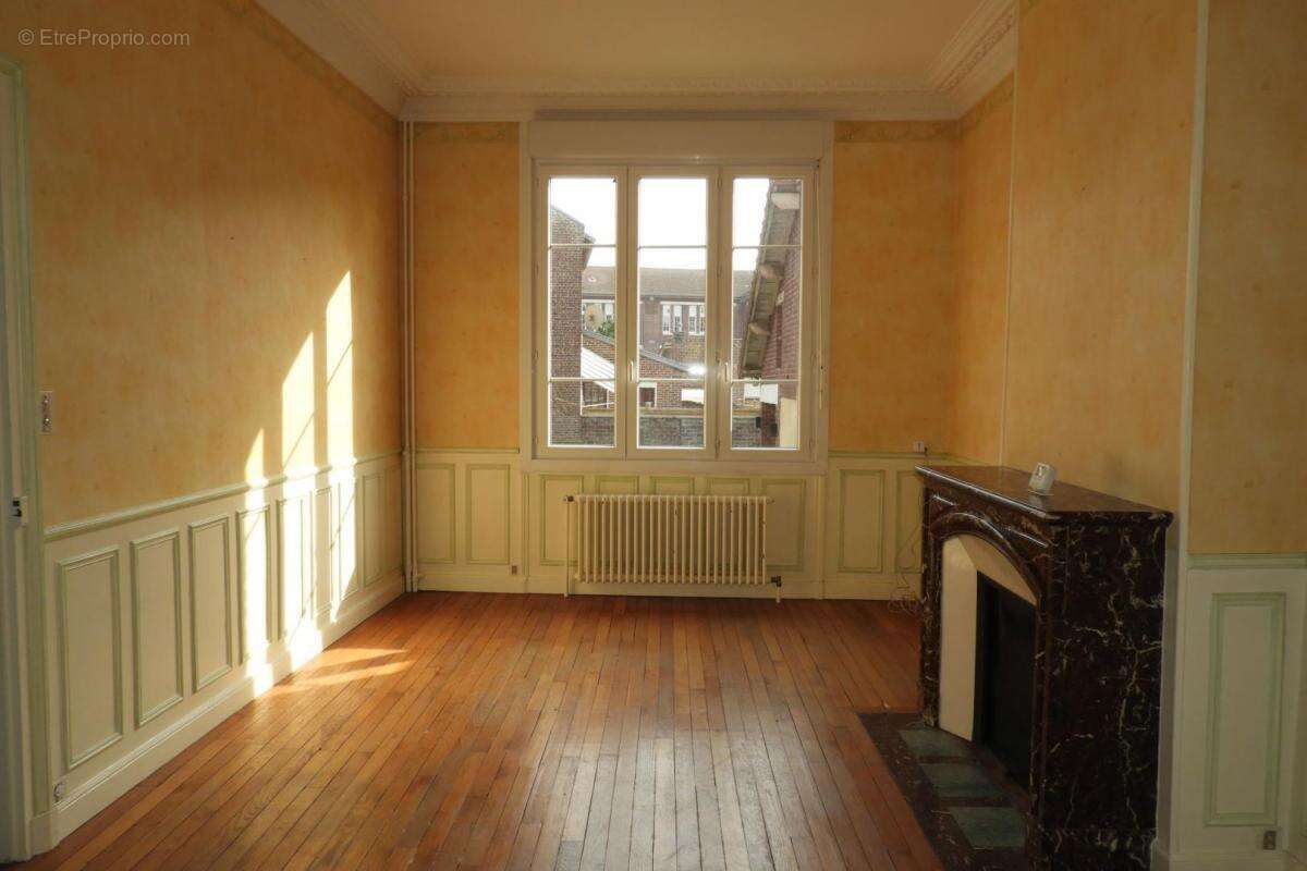 Maison à CHAUNY