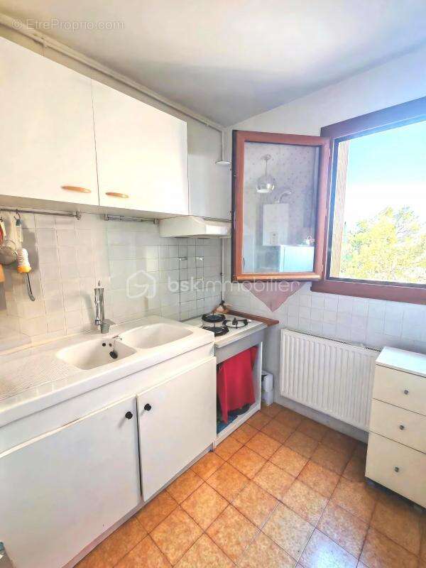 Appartement à BOURG-SAINT-ANDEOL