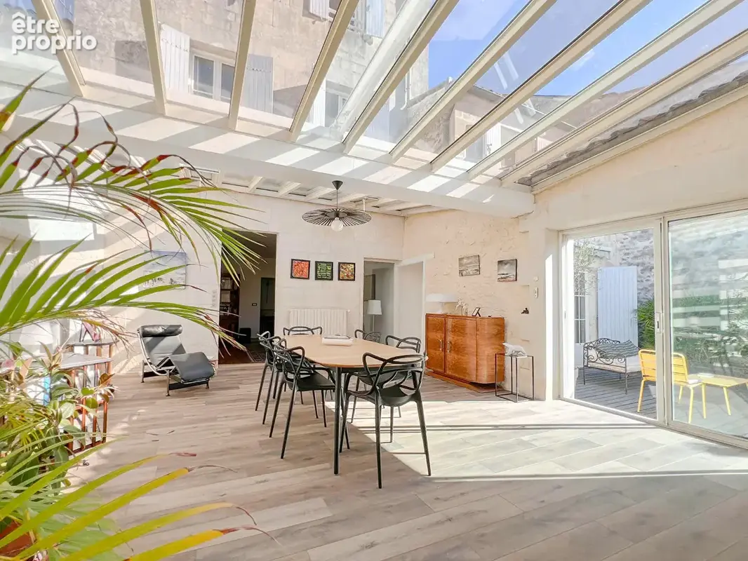 Appartement à SAINTES