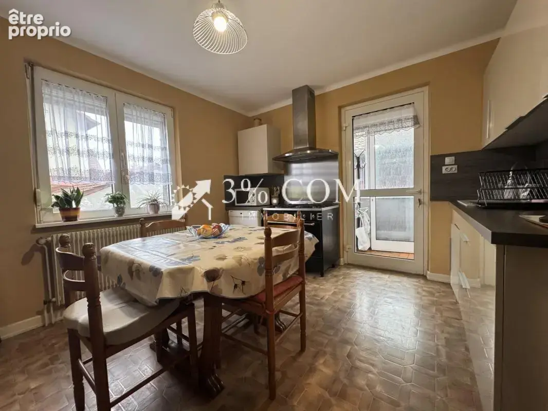 3%COM Charmante maison avec 3 chambres - jardin et dépendanc - photo 7