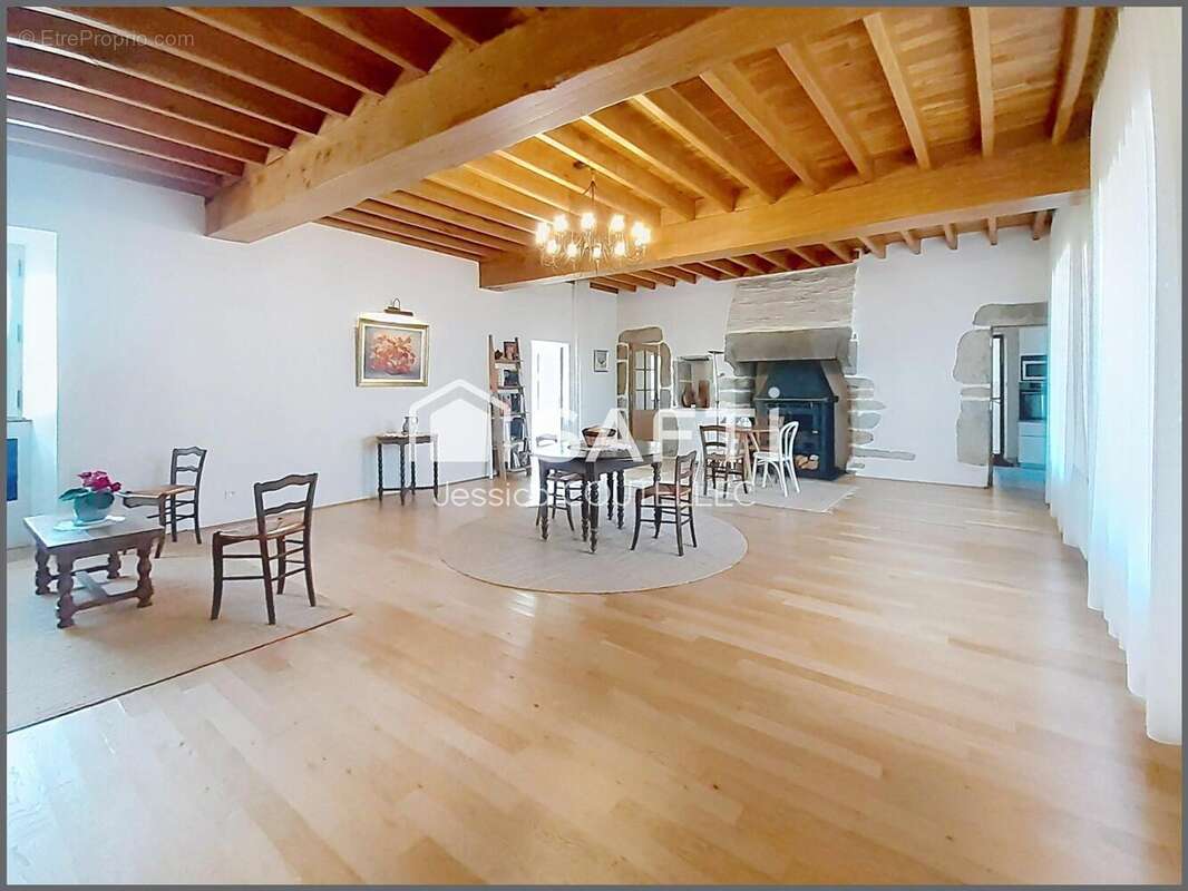 Maison 143 m² à Caro  - photo 2