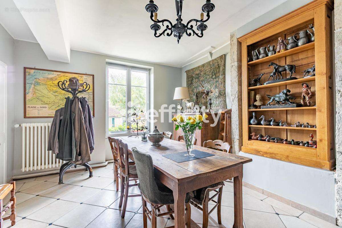 Maison à CREPY-EN-VALOIS