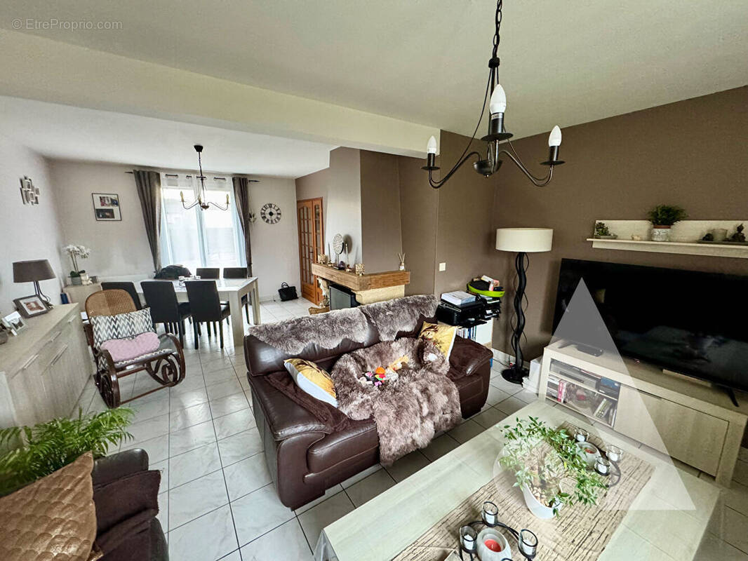 Maison à BREVIANDES