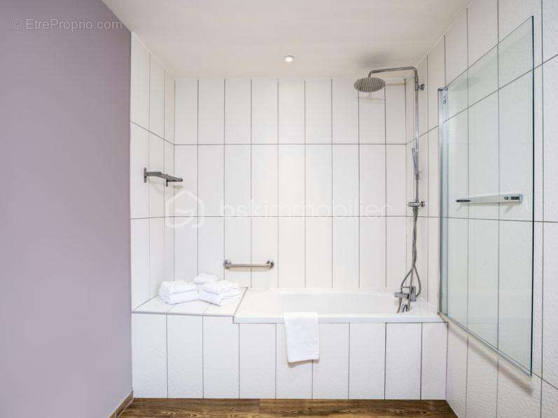 T2 lmnp special invest - photo 3