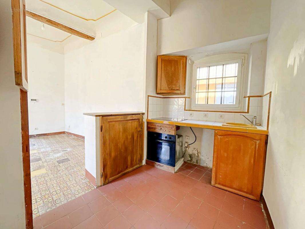 Maison à GINASSERVIS