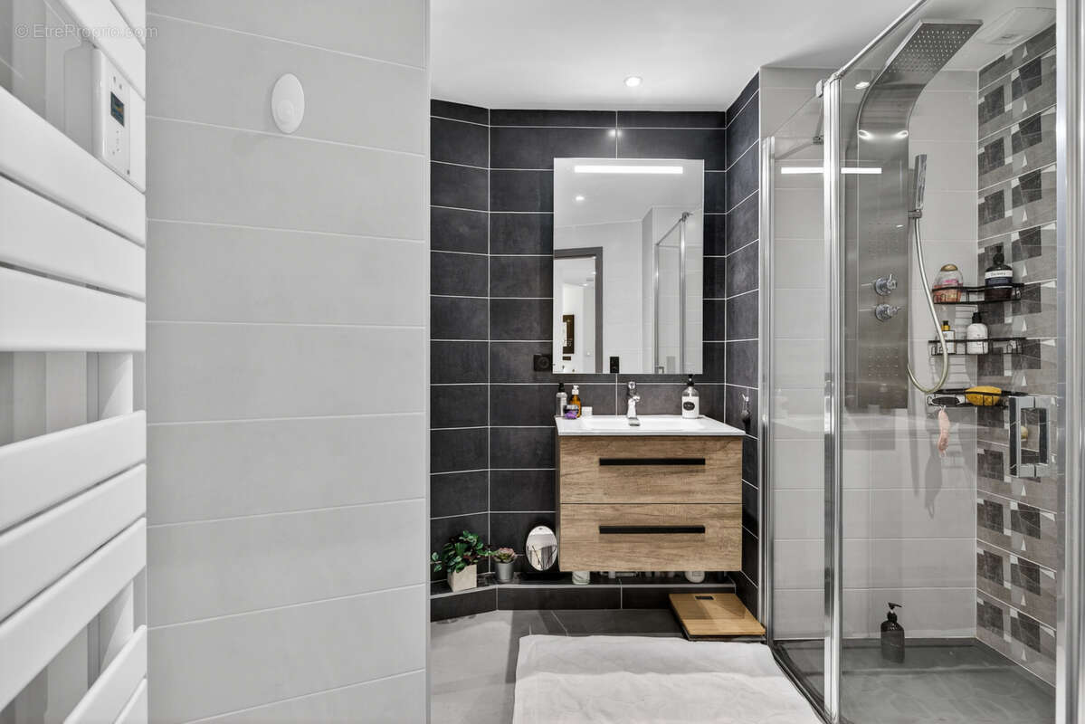 Appartement à AIX-LES-BAINS