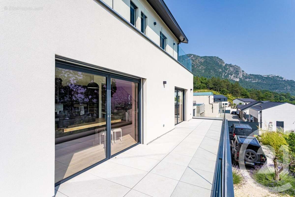 Maison à SAINT-MARTIN-LE-VINOUX