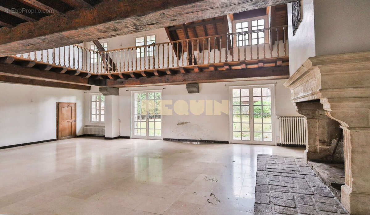 Appartement à MERIGNIES