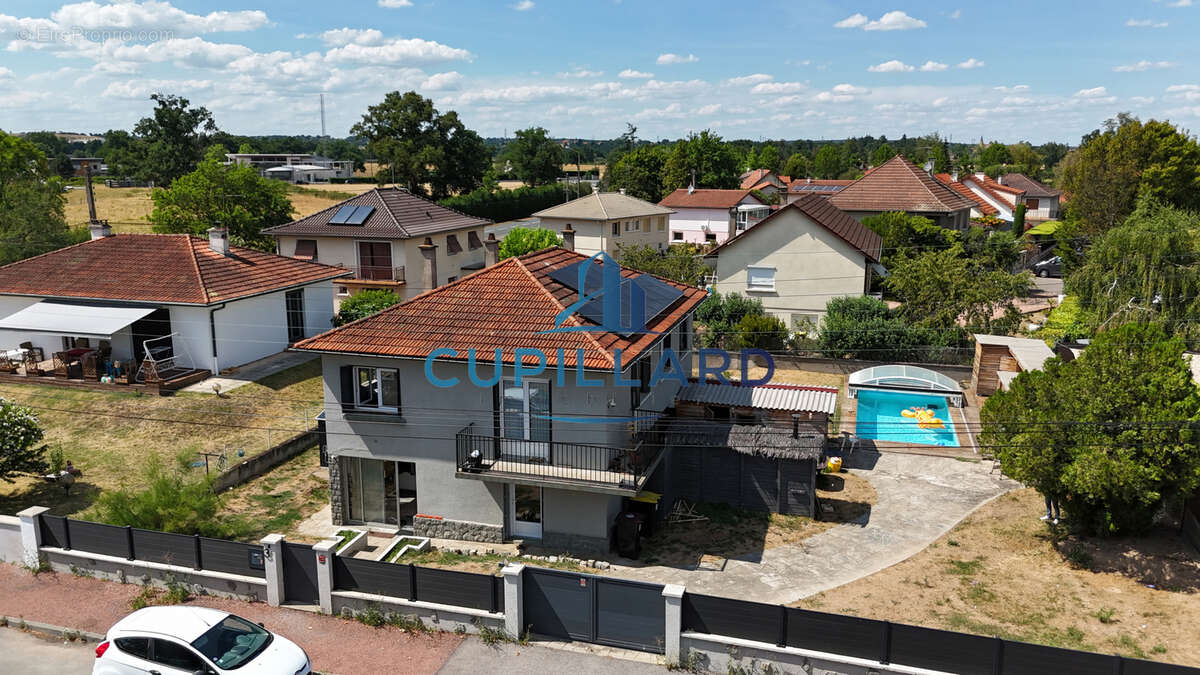 Mably, au calme maison familiale 4 chambres, piscine. - photo 18