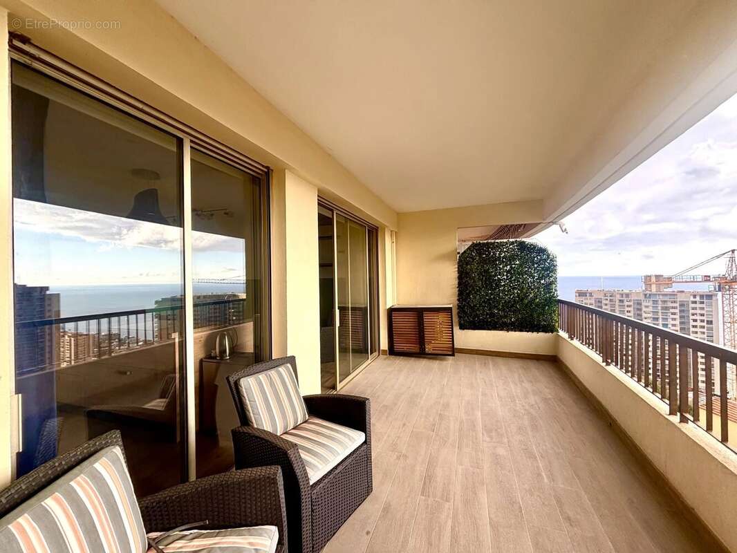 Appartement à BEAUSOLEIL