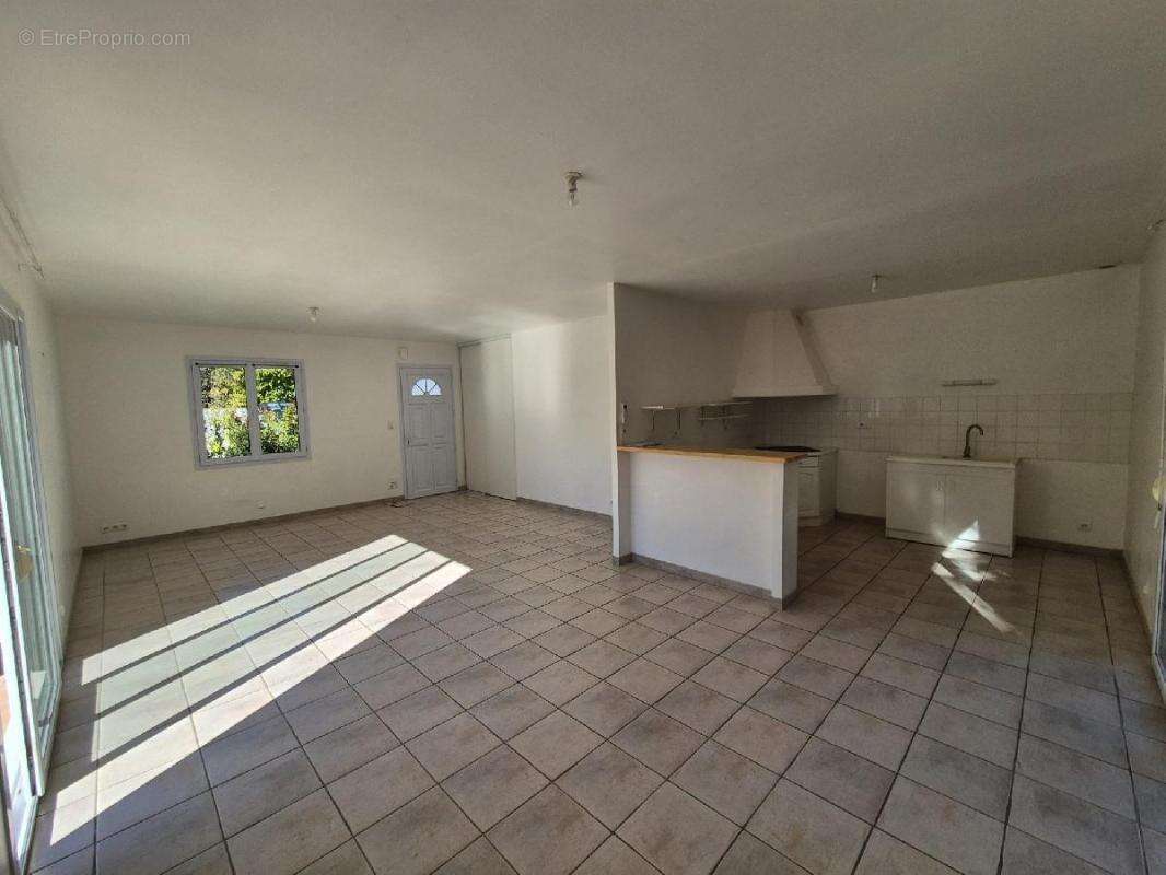 Maison à SAINT-FELIX