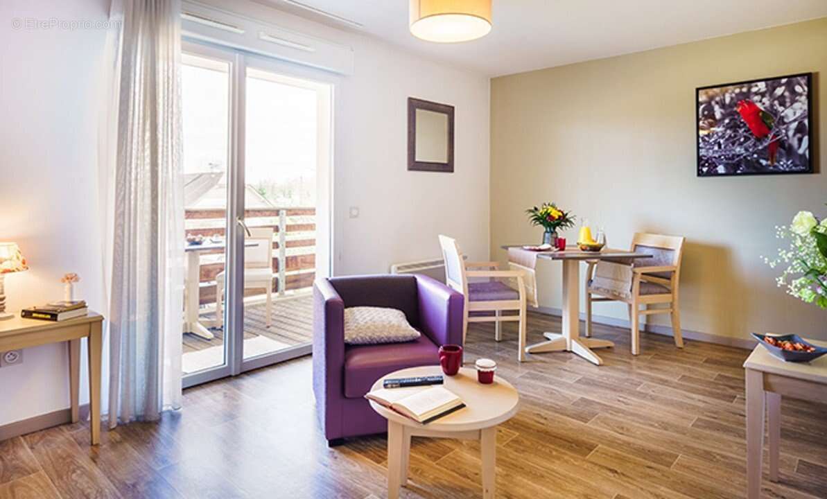 INVESTISSEMENT LOCATIF  TARBES  Résidence Seniors Les Templitudes de Tarbes - 5.56 % de rentabilité - photo 2