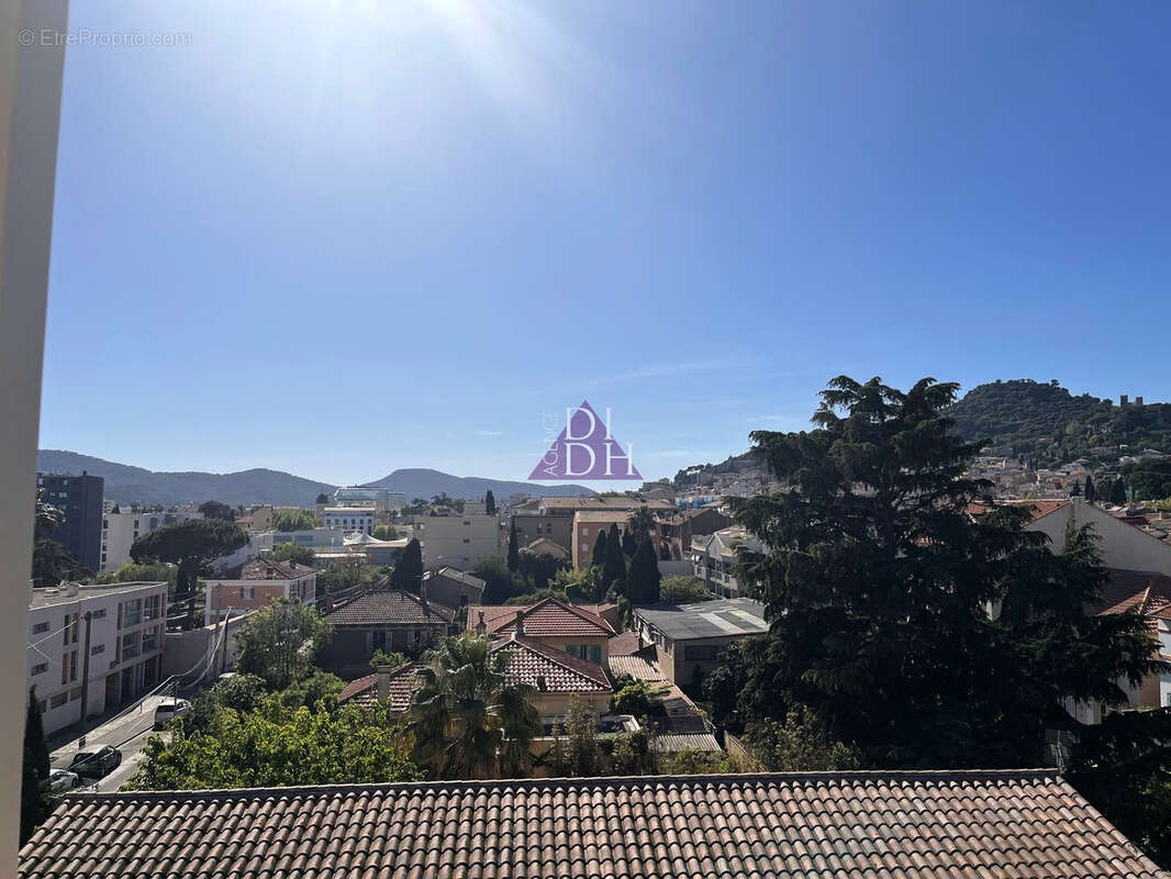 Appartement à HYERES