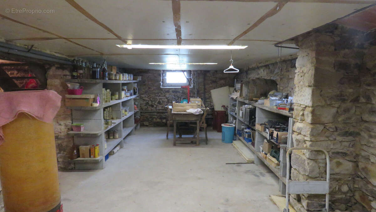 Maison à LANOUAILLE