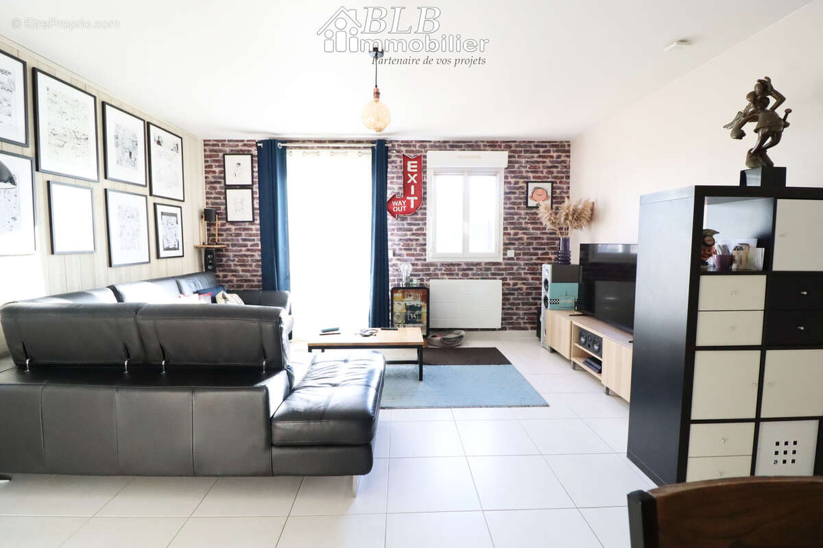 Appartement à LE PERRAY-EN-YVELINES