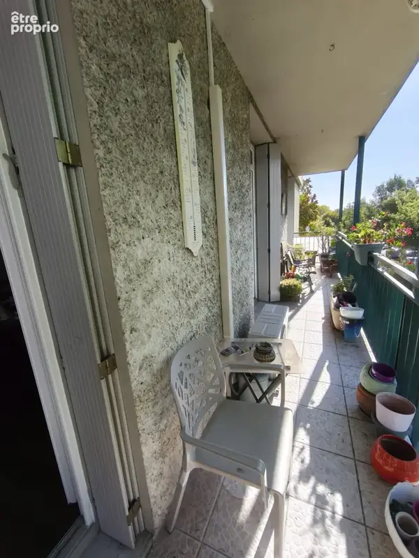 Dernier étage avec balcon - photo 2