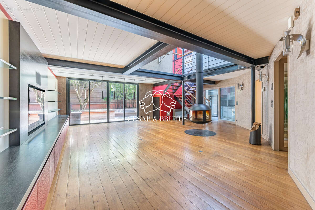 Appartement à LYON-8E