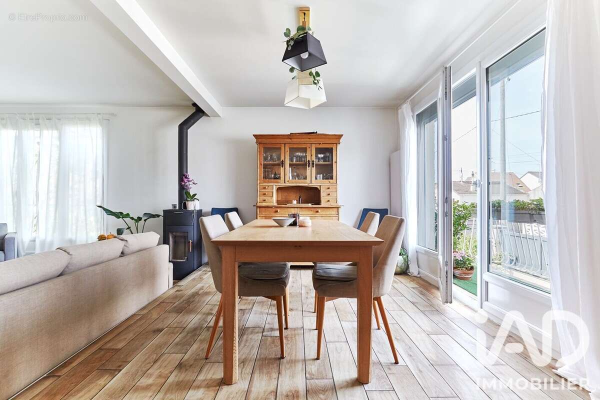 Photo 5 - Maison à SARTROUVILLE
