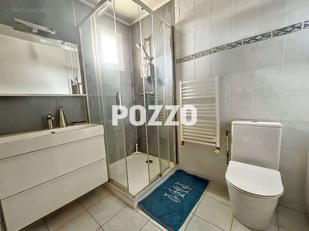 Maison à SAINT-PAIR-SUR-MER