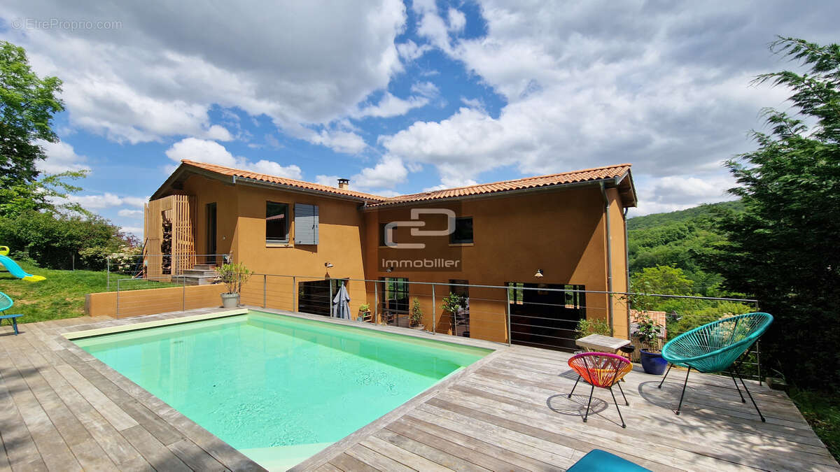 Maison à POLEYMIEUX-AU-MONT-D'OR