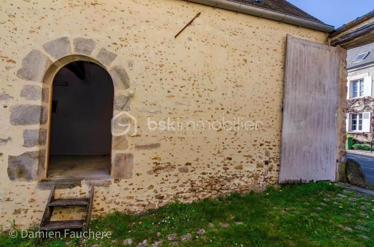 Maison à SAINTE-MESME