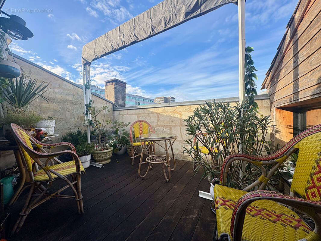 Appartement à BORDEAUX