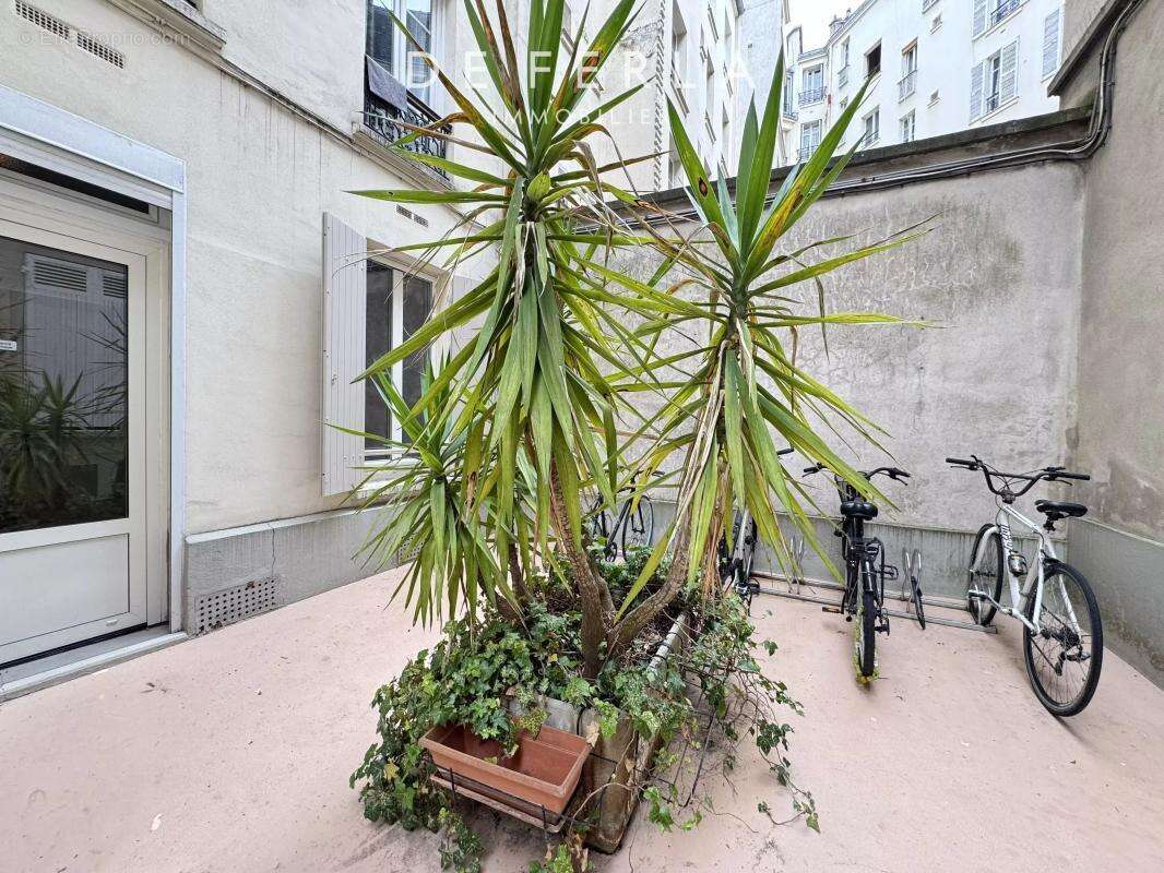 Appartement à PARIS-15E