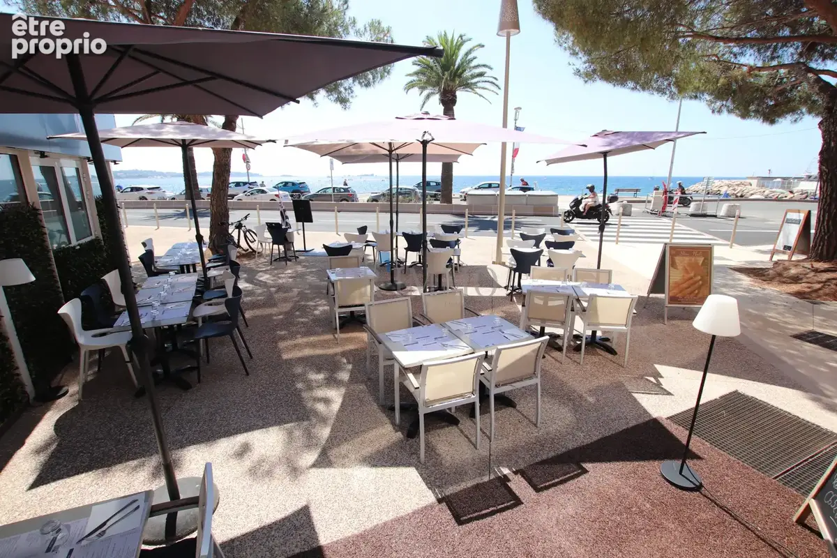 Photo Commerce à Frejus au prix de 239 000€