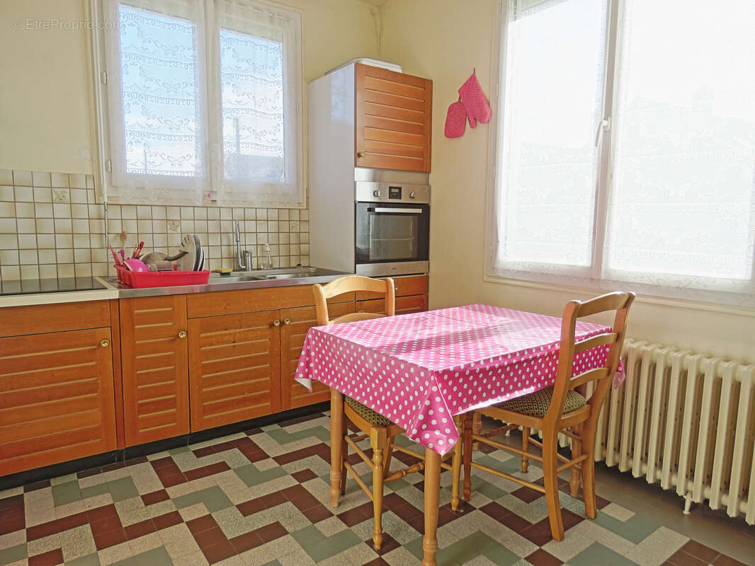 Maison à AMILLY