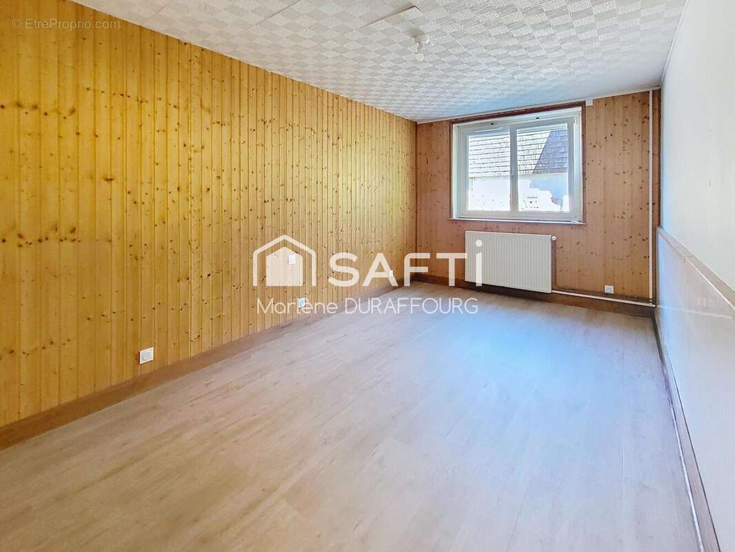 Appartement 95 m² à Morbier  - photo 4