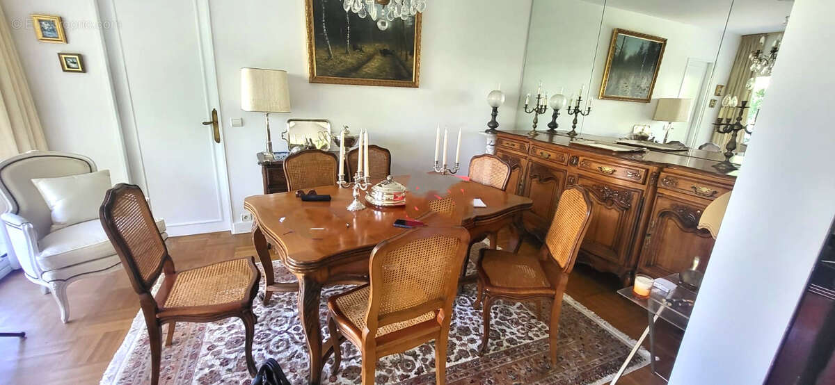 Appartement à LE CHESNAY