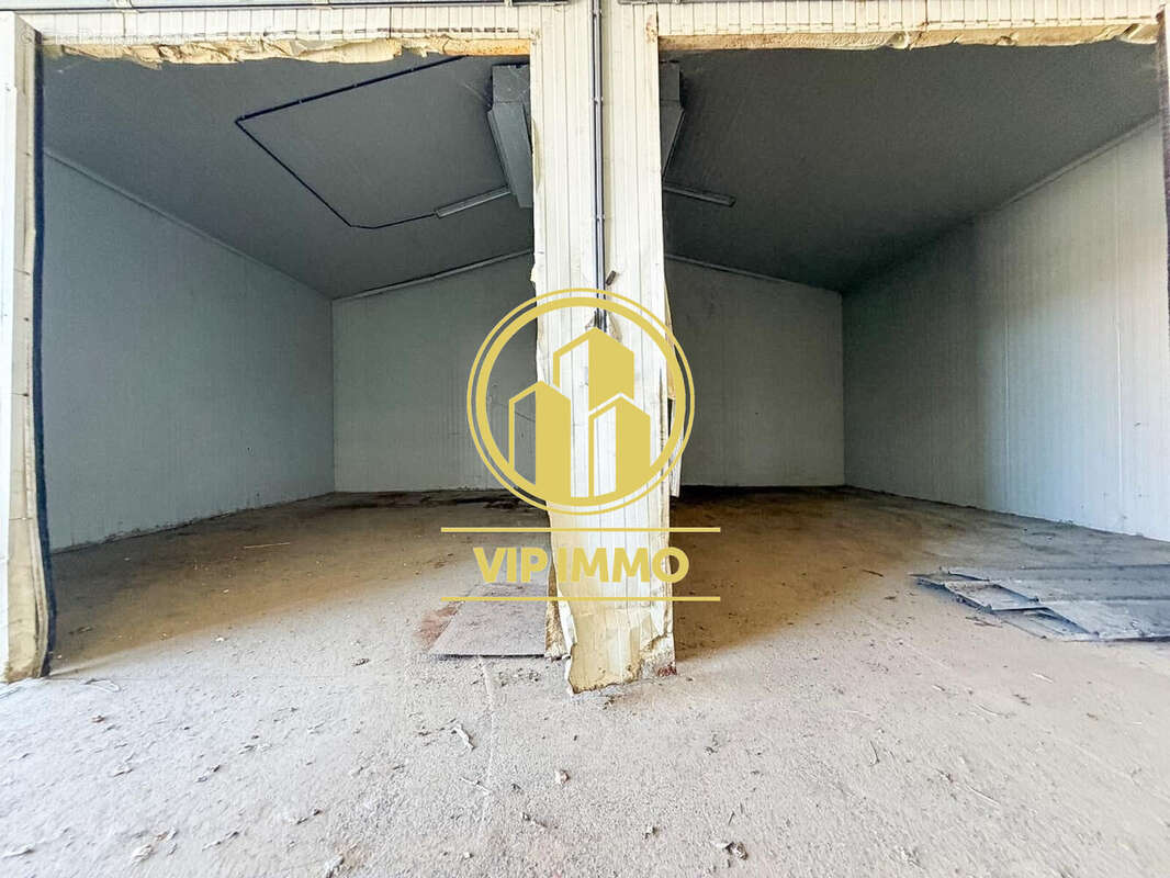 Commerce 240 m² à Marcq-En-Baroeul  - photo 8