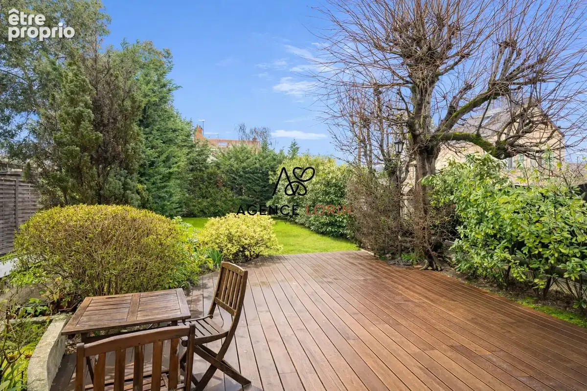 Maison Chatou - 8 pièces - 218 m² - photo 14